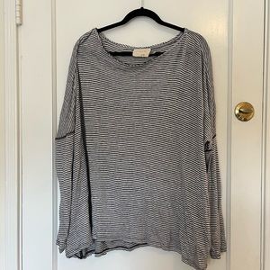 Alice & Olivia Stripped Long Sleeve Linen Tee